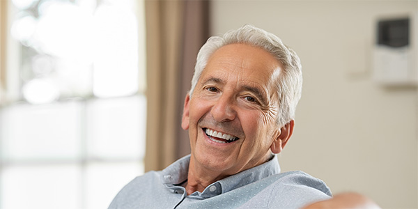 What are the benefits of complete full dentures in Tampa Fl. image.